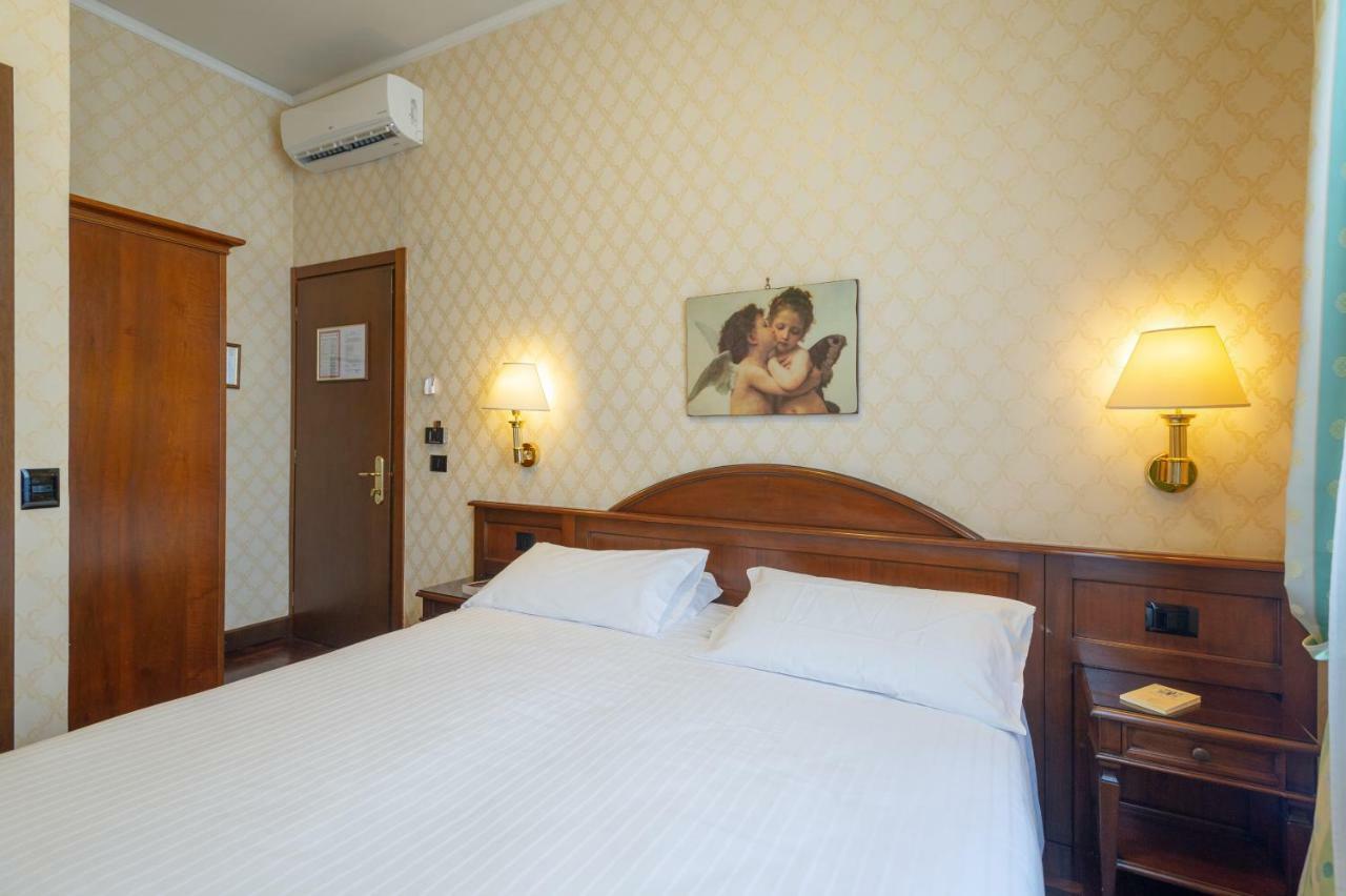 Hotel Boccaccio Florence Luaran gambar