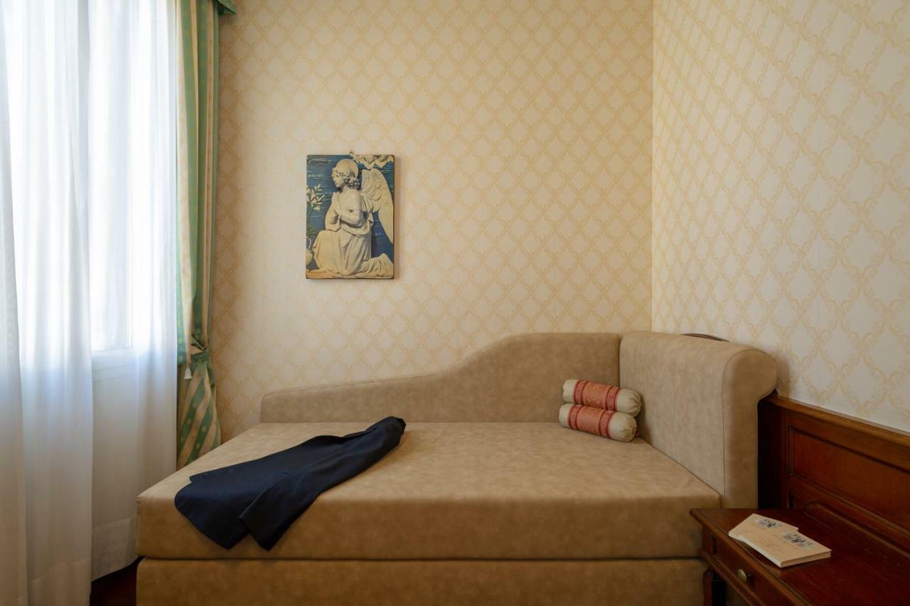 Hotel Boccaccio Florence Luaran gambar