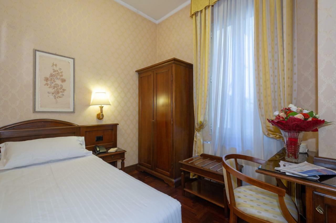 Hotel Boccaccio Florence Luaran gambar